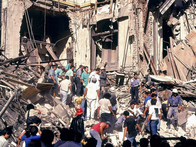 El atentado a la embajada de Israel causó 22 muertos y 242 heridos.