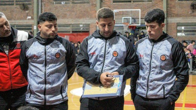 CUST contará por tercer año seguido con la dirección técnica de Roberto Monti.