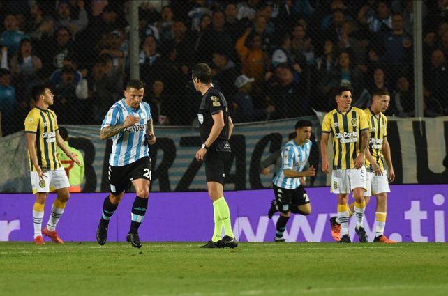 En cancha de Racing, Central sufrió una de las mayores decepciones. Lo ganaba por tres goles y lo terminó perdiendo.