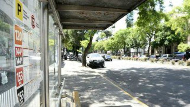 Paro de transporte. Se complica la llegada de los trabajadores esenciales.