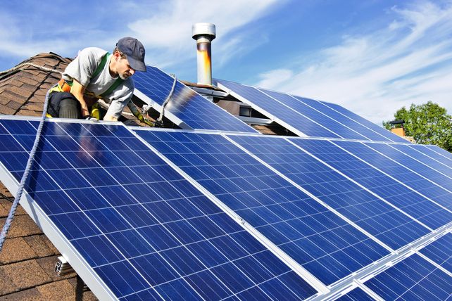 Cambio. Los sistemas alternativos aportarán energía en forma descentralizada a las redes de media y baja tensión.
