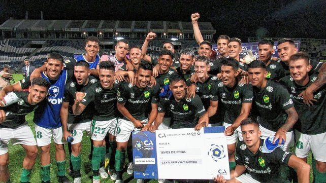 Defensa y Justicia superó a Ituzaingó y avanzó a los 16avos de la Copa Argentina. Defensa y Justicia superó a Ituzaingó y avanzó a los 16avos de la Copa Argentina.