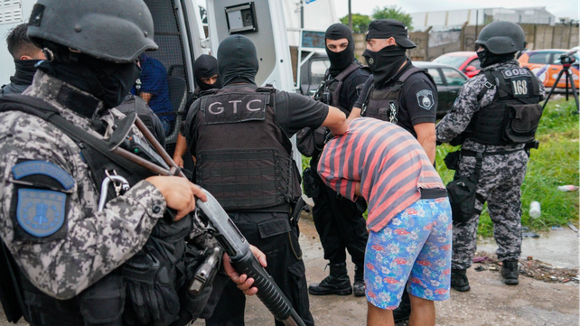 Traslado de internos de la seccional 32ª de Rosario a unidades penitenciarias.&nbsp; 