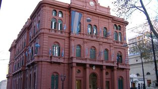 El Palacio de los Leones amaneció este martes sin servicio teléfonico debido al robo de cables.