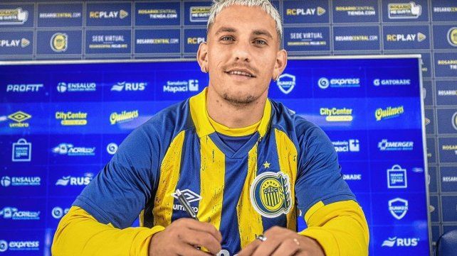 Enzo Copetti fue presentando como nuevo refuerzo de Rosario Central