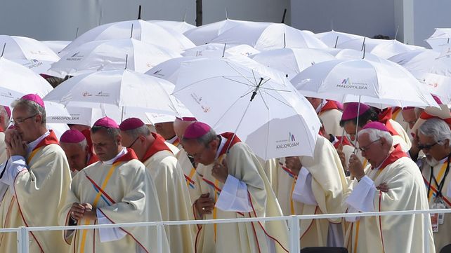 El papa Francisco se despidió de Polonia con críticas al éxito a cualquier precio