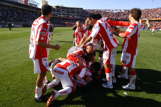 El 28 de agosto del 2011 Unión vencía a Colón por 2-0 como visitante después de 22 años.