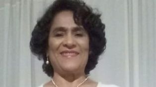 La víctima. Se alertó que la mujer salió gritando y cayó muerta en la vereda. Foto: Chajarí Al Día