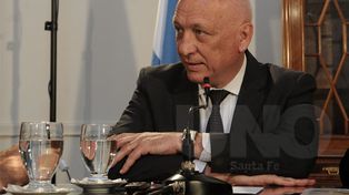 Bonfatti sostuvo que “la solución de fondo es avanzar hacia una mayor equidad social”