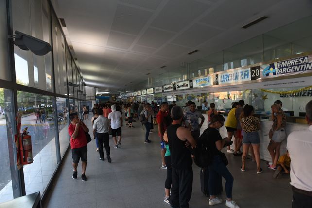 La venta de pasajes de micros de larga distancia aumentó durante los últimos 10 días de diciembre .&nbsp;