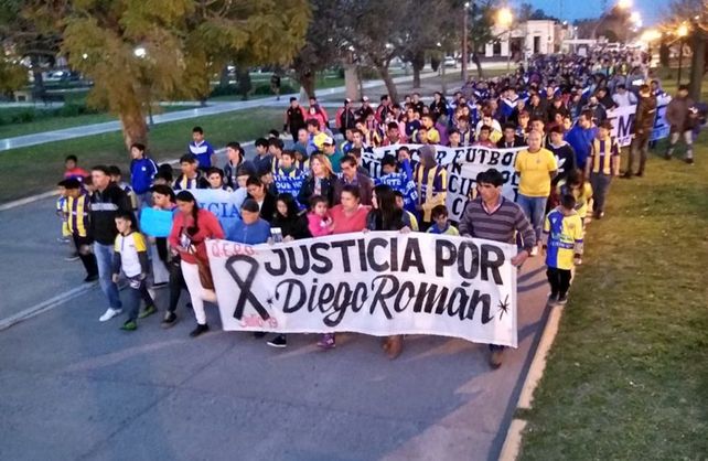 Una de las marchas para pedir justicia por Diego en Recreo