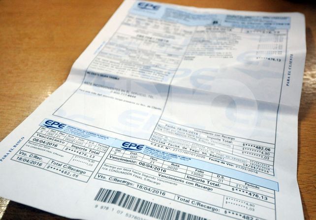 Temporada. Así como en el verano se incrementa el consumo de luz; la llegada del frío acrecentará el uso del gas. El uso racional será la clave / Foto: Mauricio Centurión - Uno Santa Fe