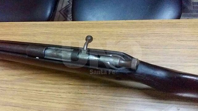 Detuvieron a un hombre armado con una escopeta en plena calle