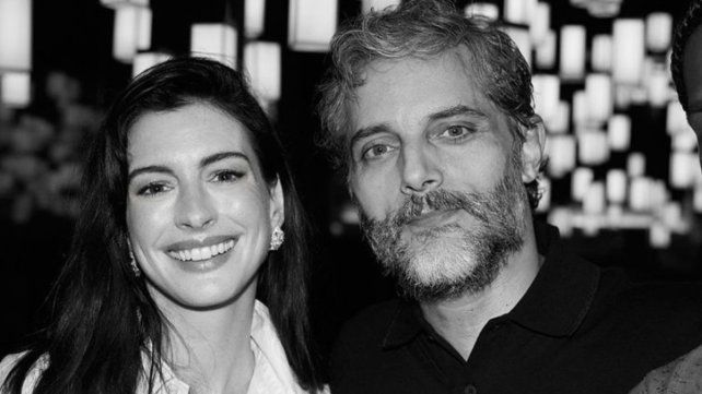 Joaquín Furriel y Anne Hathaway juntos en Shangai