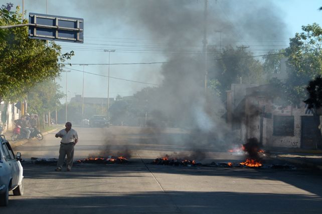 Personal de Asoem reclama en las calles