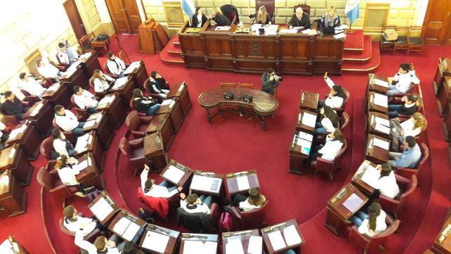 Iniciativas. Los alumnos durante su participación en la Legislatura provincial.