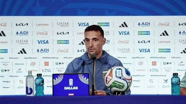 Lionel Scaloni confirmó que Messi será suplente ante Jordania.