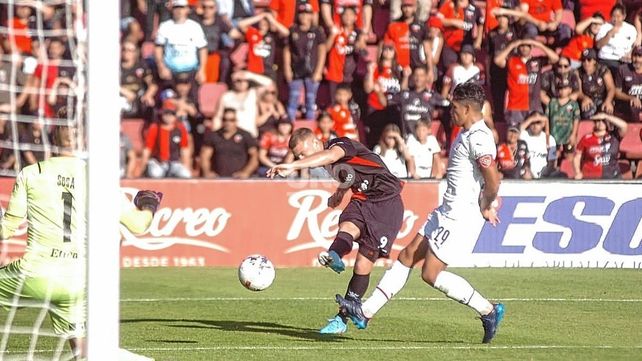 El minuto a minuto del duelo entre Colón e Independiente