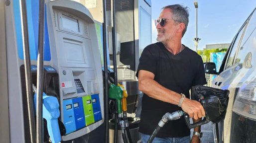 Las ventas de combustibles en estaciones de servicio caen por sexto mes consecutivo