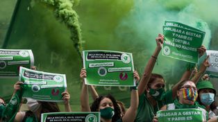 Feministas y diversidades doblan la apuesta en defensa de la ley de interrupción del embarazo