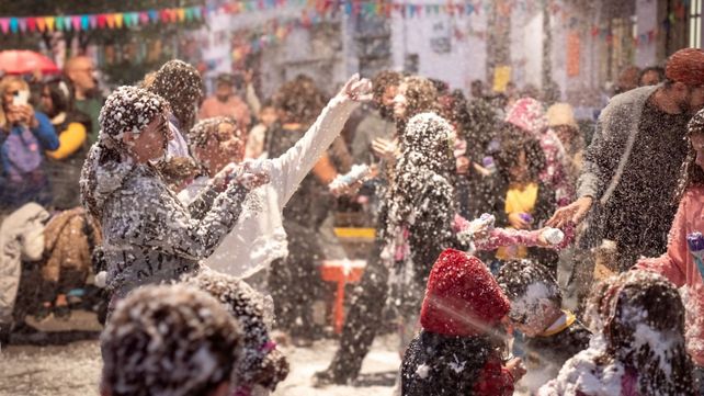 El barrio Abasto tendrá su carnaval gratuito organizado por la murga Y Parió La Abuela junto a la Biblioteca Popular Solidaridad Social