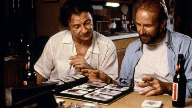 La película fue protagonizada por Harvey Keitel y William Hurt.