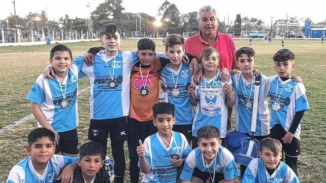Todo un éxito resultó el Torneo Lagunerito organizado por Ciclón Racing en Guadalupe.