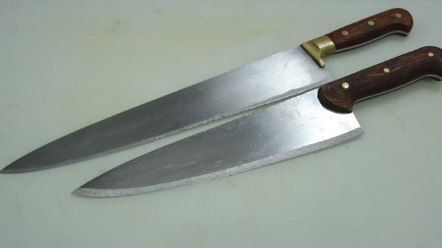 Dramático: cuatro mujeres apuñaladas después de una fuerte pelea con cuchillos