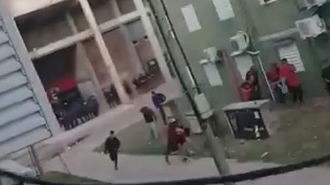 El hincha de Peñarol baleado dentro de la cancha de Colón dejó su testimonio de lo ocurrido.