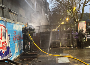 Incidentes frente al Congreso durante la protesta contra la ley de propiedad privada