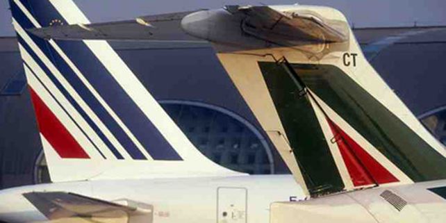 Celulares en los aviones: c&oacute;mo evitar convertir los vuelos en un gallinero