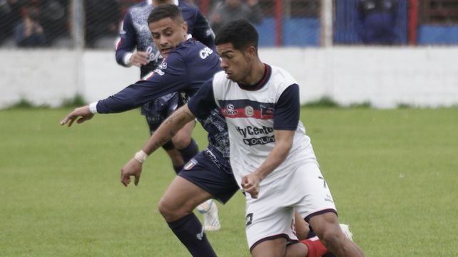 Adentro. Ismael Ortiz fue confirmado en el equipo por el DT charrúa para visitar a Laferrere