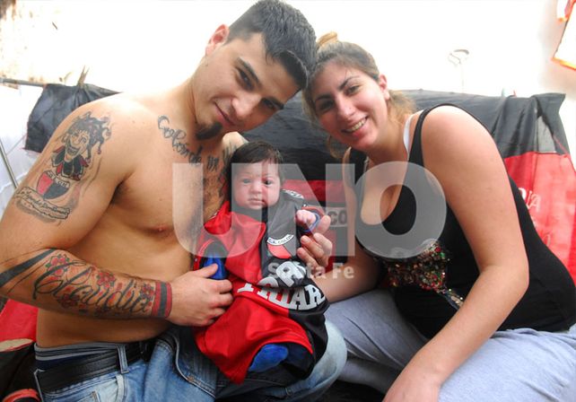 Soy fanático de Colón y quería que mi hijo lleve el nombre del club de mis amores