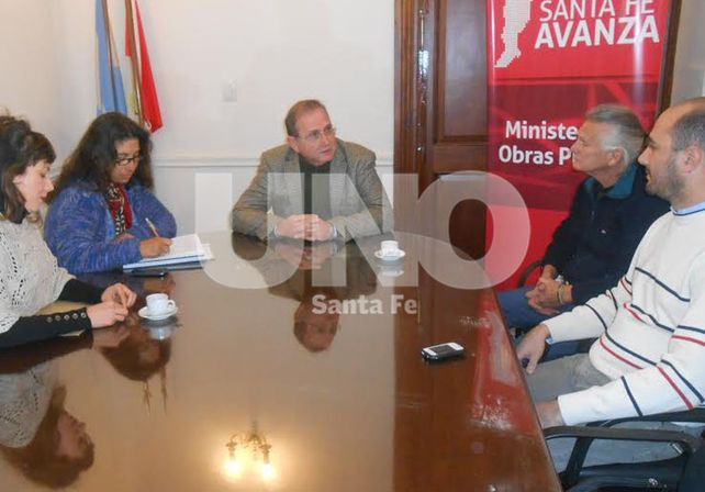 Diálogo. Todos los que participaron de la reunión destacaron la predisposición para tratar el tema.