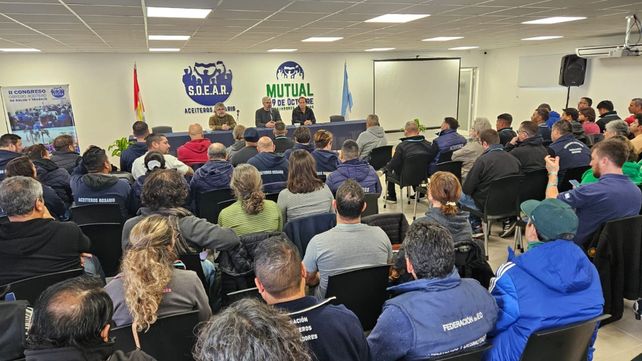 Crisis. El impacto de la política económica se siente en la caída de empleo asalariado registrado pero también en la presión para modificar las condiciones de trabajo.