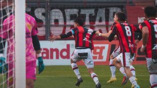 En el debut de Marcelo Fuentes, Patronato volvió a la victoria