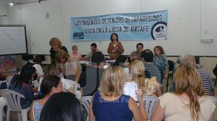 Los maestros, entre rechazar con paros de 48 y 72 horas o aceptar