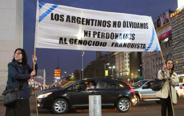 Reclaman a España por crímenes franquistas
