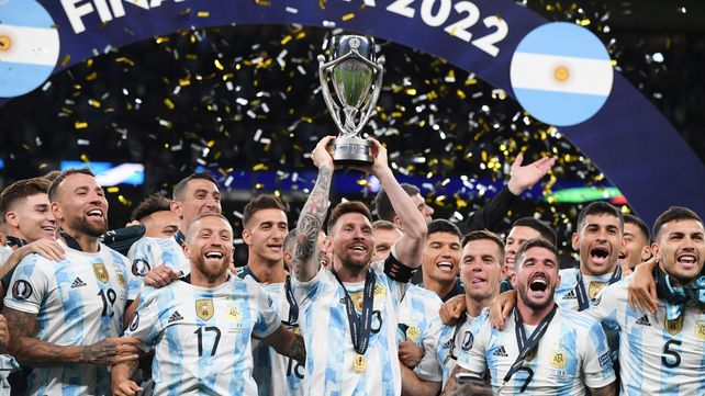 La selección nacional alzó un nuevo título de la mano de Lionel Messi.