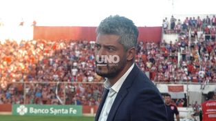 El DT de Unión, Gustavo Munúa, tendrá que&nbsp; hacer como mínimo dos cambios obligados para recibir a Platense.&nbsp;