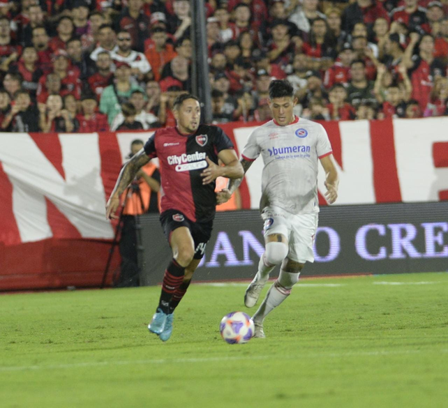 Final del partido: Newells y Argentinos quedaron en deuda y empataron 0 a 0
