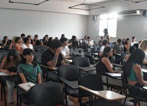 Más de la mitad de los aspirantes para la UNL son mujeres: cuál fue la carrera más elegida para el 2025
