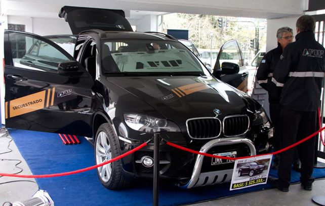 La camioneta BMW X6