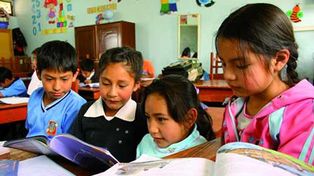 Mejora el desempeño escolar en América Latina pero igual es bajo el nivel de aprendizaje