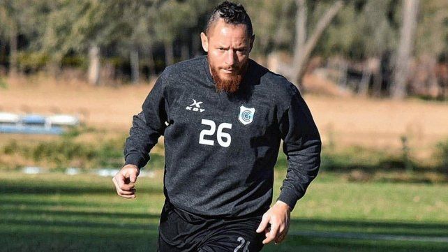 Colón busca experiencia para la defensa y preguntó por Nicolás Dematei