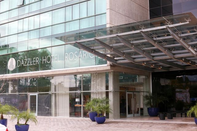 Quedó inaugurado el Hotel Dazzler Rosario en los Condominios del Alto