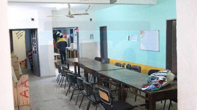 Barrio Antártida Argentina: Al borde de la barranca y cercados por la basura
