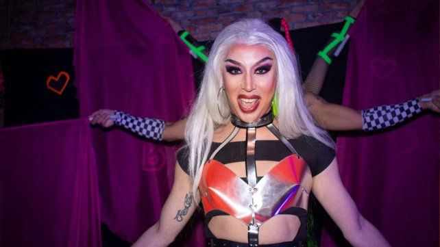 La Búnker Club es un evento cultural que funciona desde este año en la capital entrerriana con el fin de generar un espacio de encuentro donde se puede disfrutar de shows