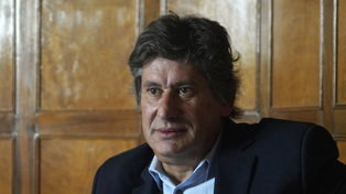 Roly Santacroce celebró el triunfo, con el 37,84 por ciento de los votos, de su secretario de Gobierno, Martín Papini.