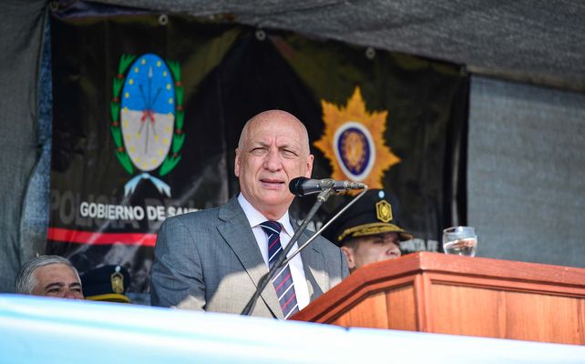 Bonfatti abogó para que “la Policía recupere el respeto de los santafesinos”